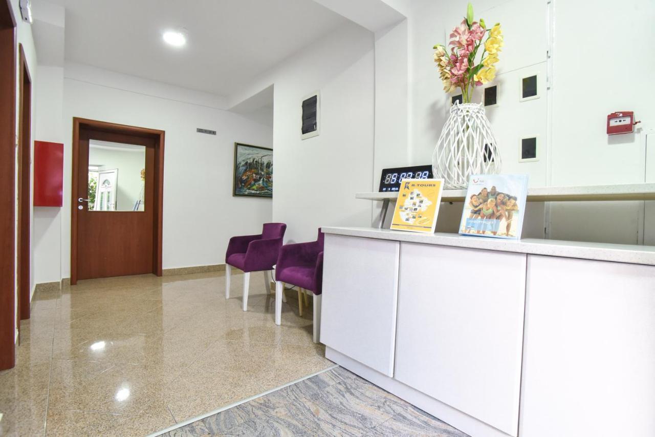 Hotel Suzana Budva Luaran gambar