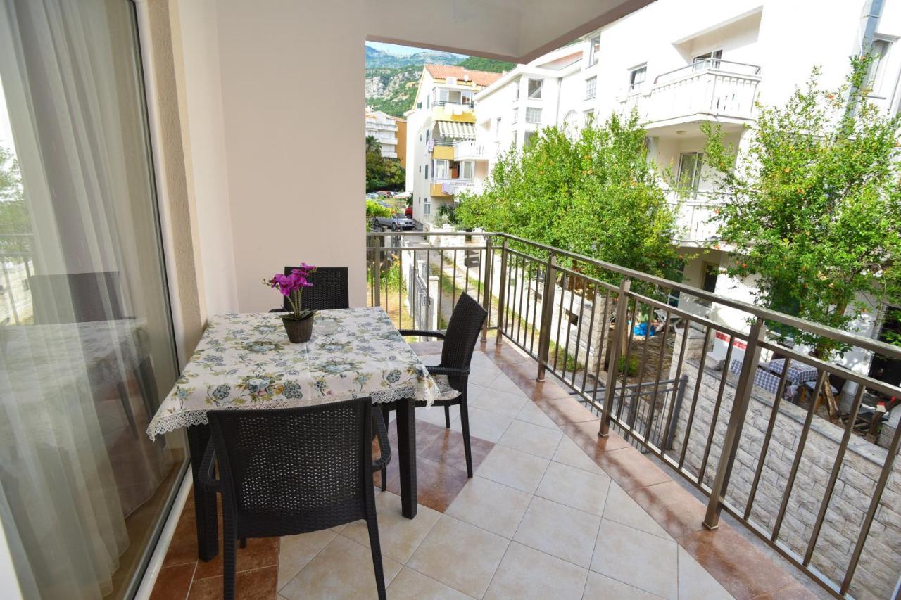 Hotel Suzana Budva Luaran gambar