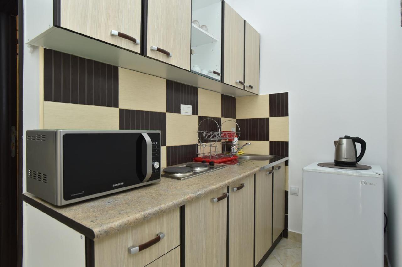 Hotel Suzana Budva Luaran gambar