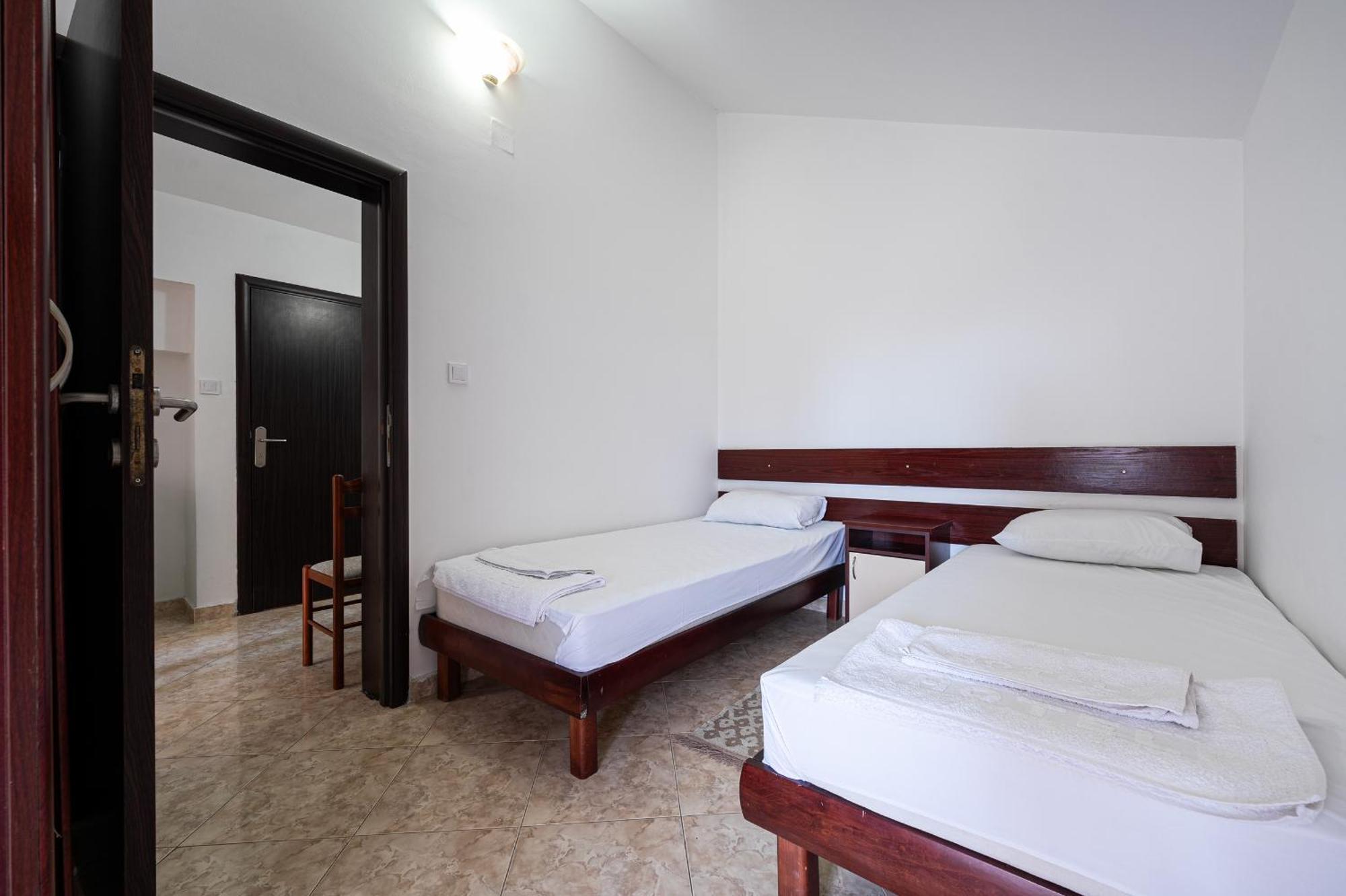 Hotel Suzana Budva Luaran gambar