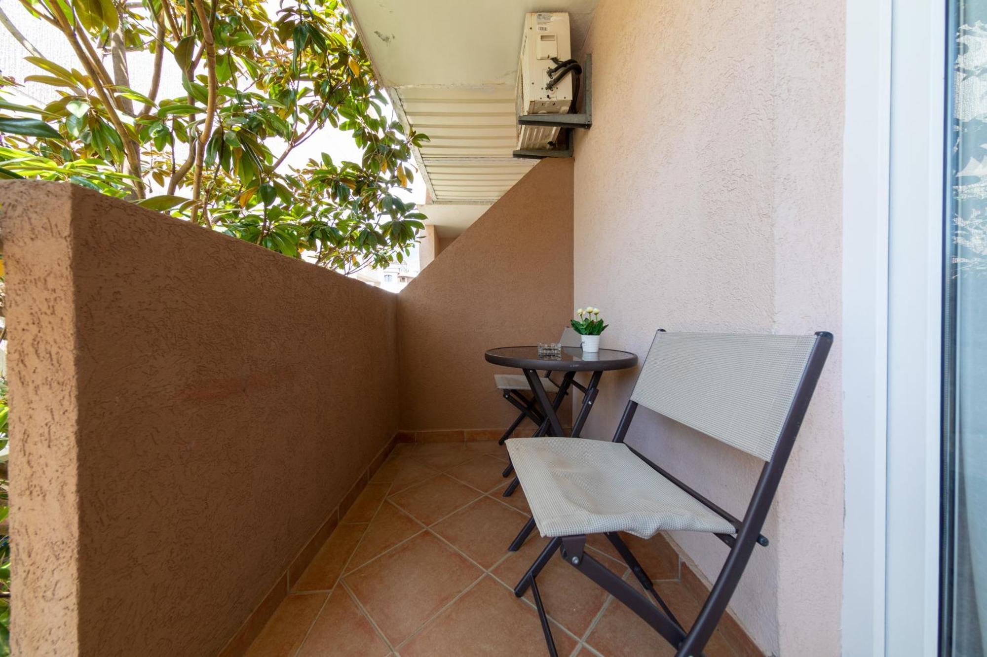 Hotel Suzana Budva Bilik gambar